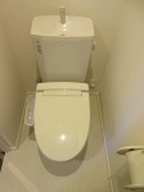 荏田北メゾンのトイレ|嬉しいウォシュレット完備