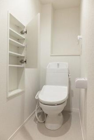 府中市清水が丘１丁目のアパートのトイレ