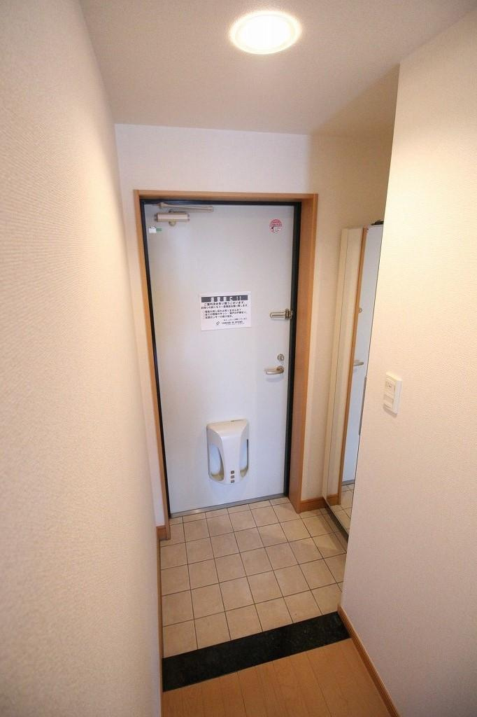 セレッソ・フィールドⅢの玄関|※同物件の別のお部屋の写真です※