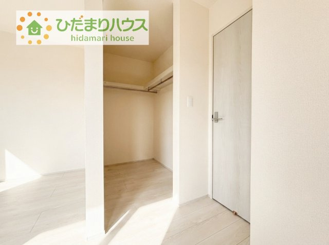 【収納】 | 第1土浦市木田余東台　新築戸建　1号棟 | 新婚さんにおすすめ！奥様に喜ばれる収納たっぷりのウォークインクローゼット付きです☆