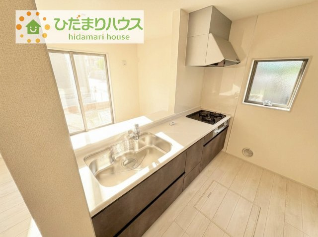 【キッチン】 | 第1土浦市木田余東台　新築戸建　1号棟 | 料理をしながらでも、ご家族との会話を楽しめる対面式キッチン♪