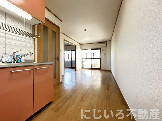 レジデンス・ノンノサンの洋室