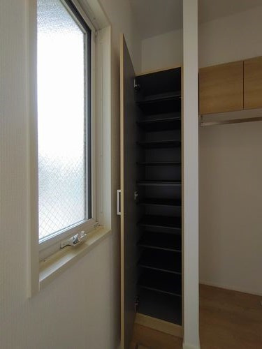 アパルトマン逆井の内装