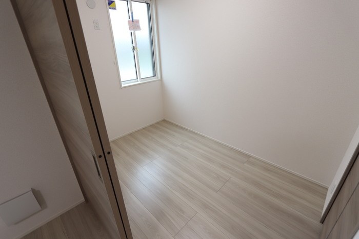 D-residence川口3丁目Eの洋室