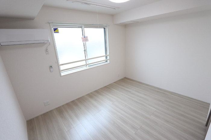 D-residence川口3丁目Eの洋室