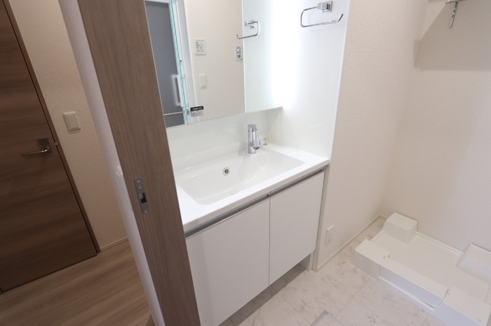 D-residence川口3丁目Eの洗面所