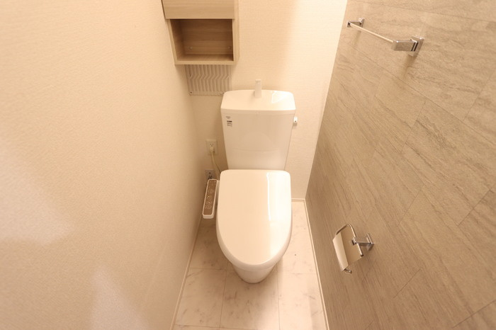 D-residence川口3丁目Eのトイレ