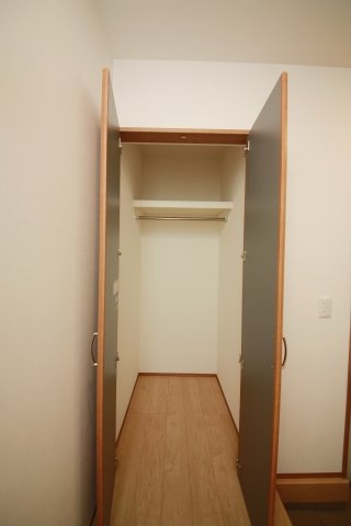 新川町戸建ての収納