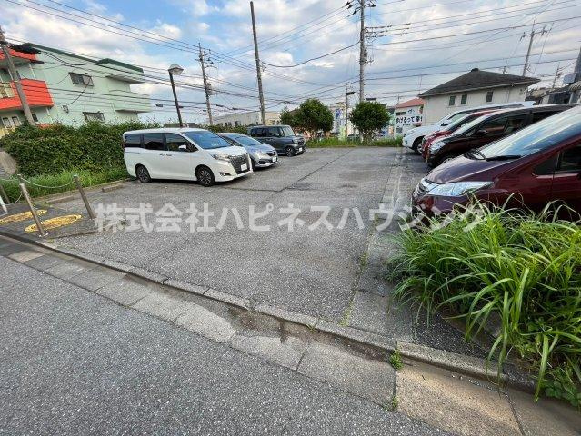 センターパーク新柏Ｂ棟～センターパークシンカシワビートウ～の駐車場|敷地内駐車場空きあり。8,800円(税込)