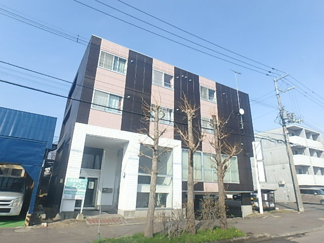 アイポート末広
