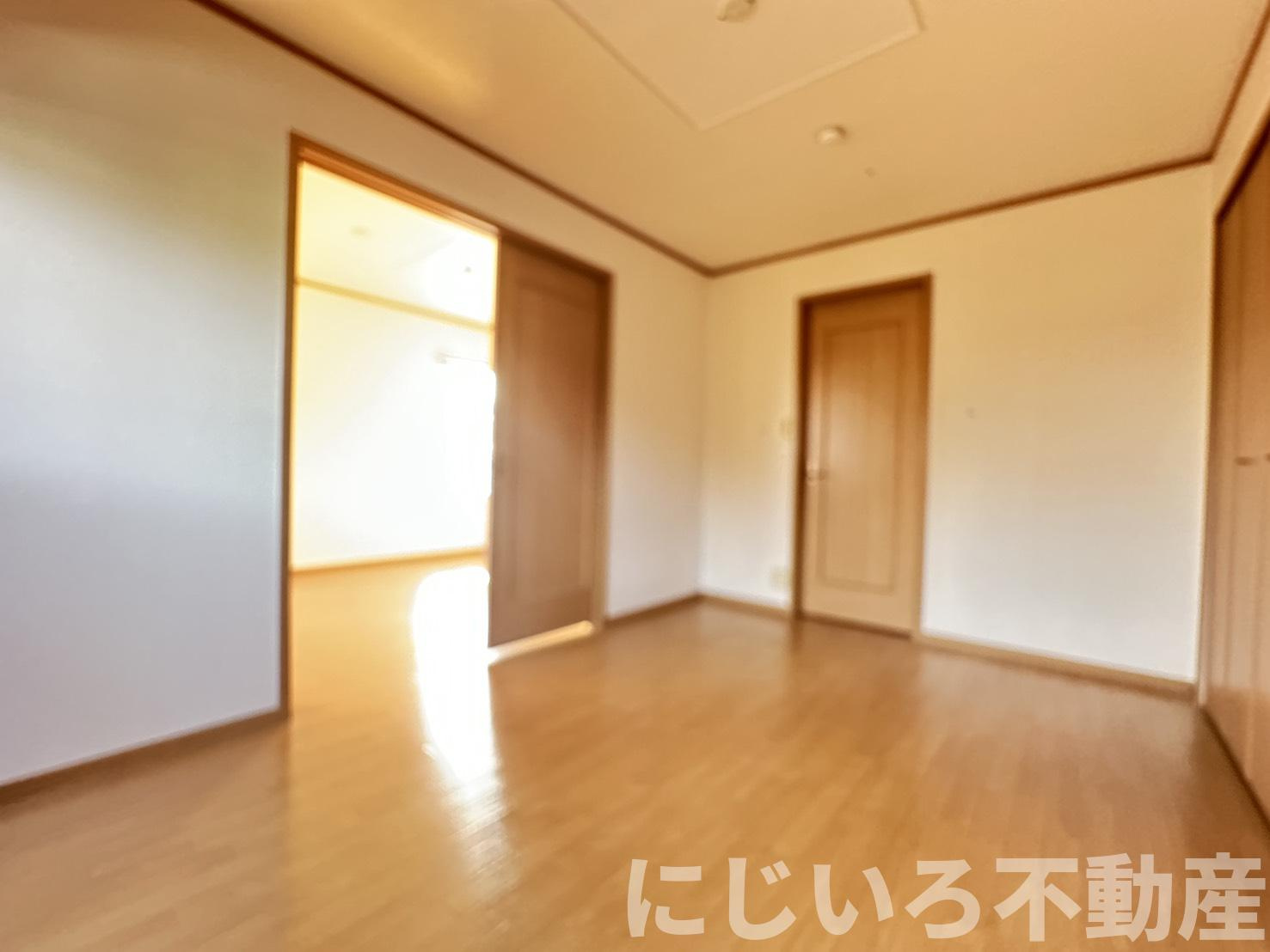 レジデンス・ノンノサンの居間・リビング