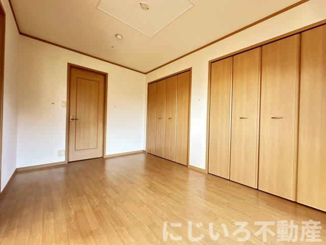 レジデンス・ノンノサンの居間・リビング