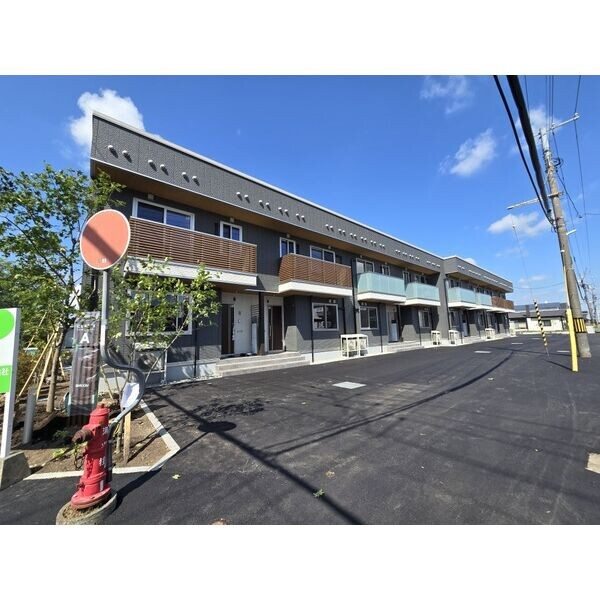 千歳市住吉４丁目のテラスハウス