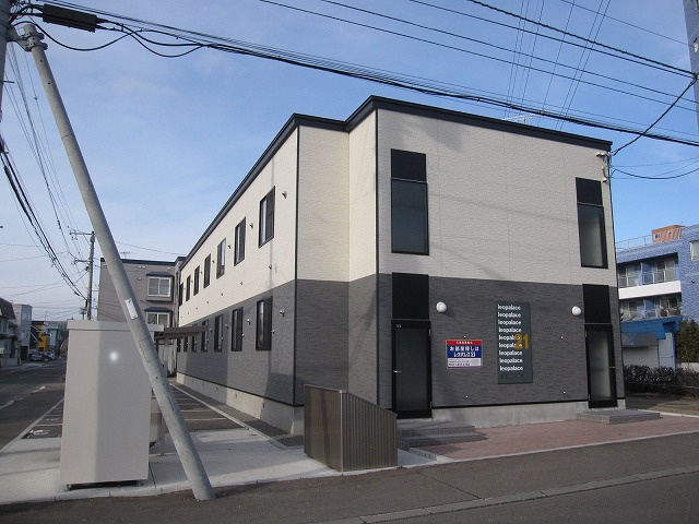 レオパレスルネッタ