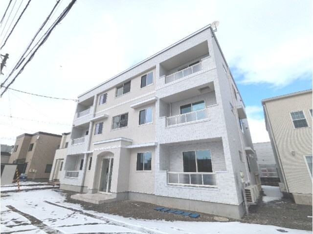 千歳市栄町３丁目のアパート
