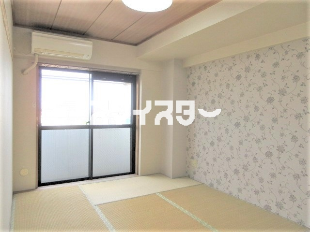 青梅市東青梅３丁目の賃貸マンションの内装