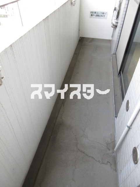 青梅市東青梅３丁目の賃貸マンションのバルコニー
