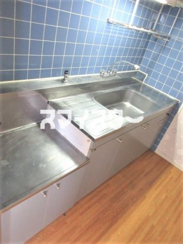 青梅市東青梅３丁目の賃貸マンションのキッチン