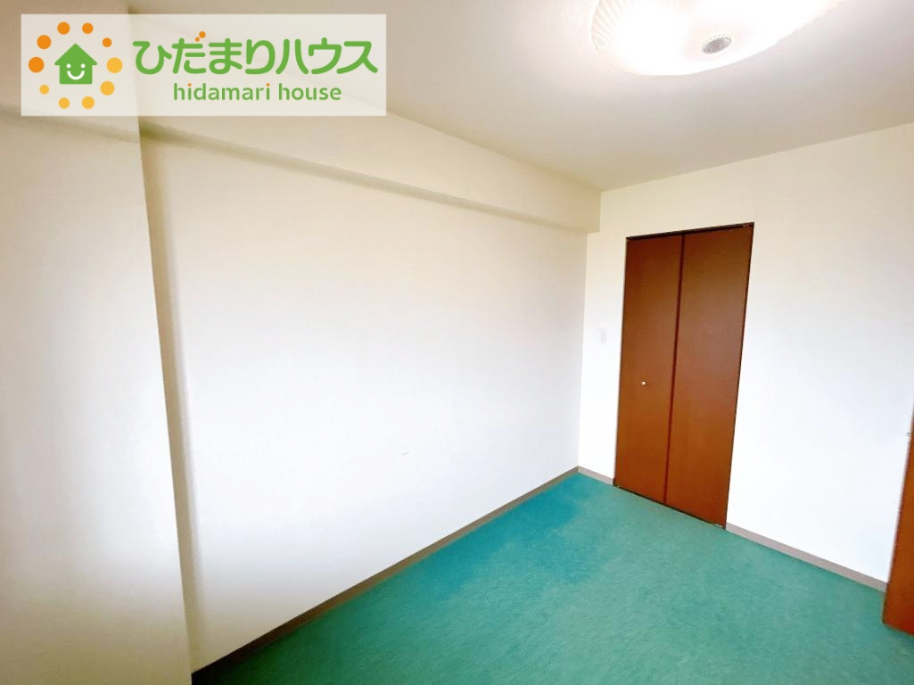 セレーノ城東グランマークス　中古マンションの洋室
