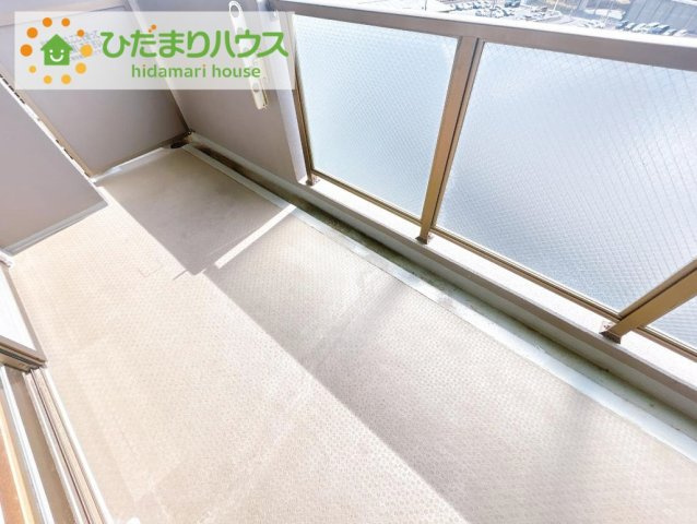 セレーノ城東グランマークス　中古マンションのバルコニー