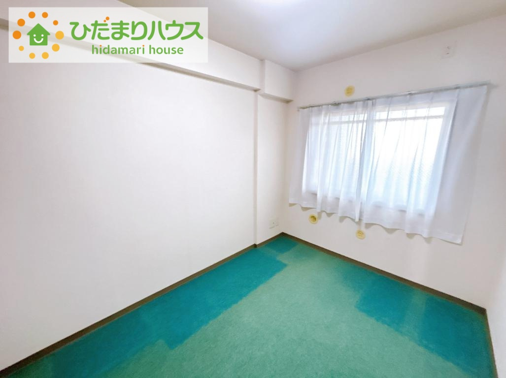 セレーノ城東グランマークス　中古マンションの洋室