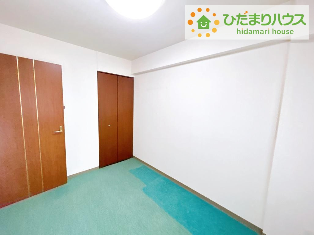 セレーノ城東グランマークス　中古マンションの洋室