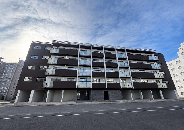 札幌市白石区本郷通１丁目北の賃貸マンション