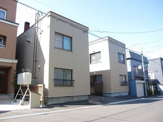 南郷ケ丘ハイツＢ
