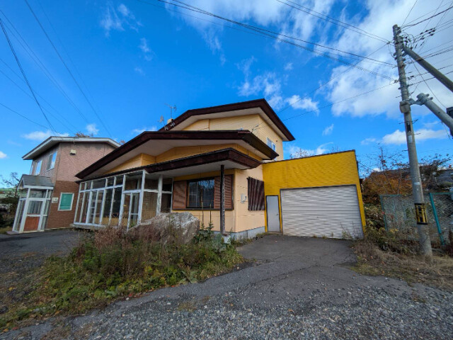 陣川町８６番貸家