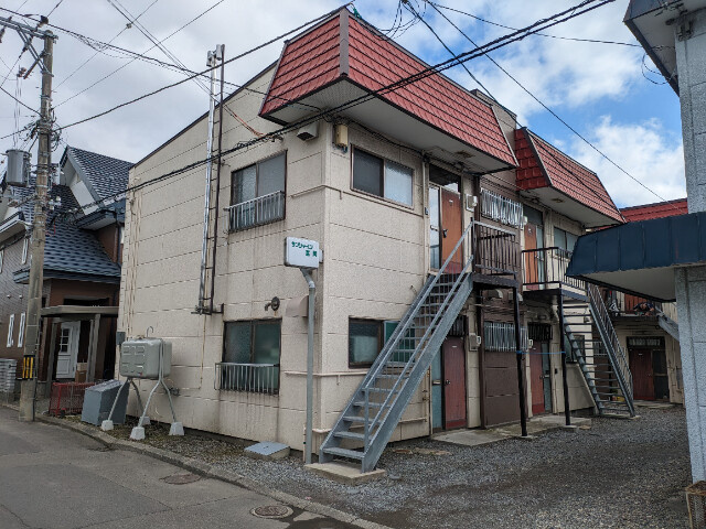 サンシャイン富岡