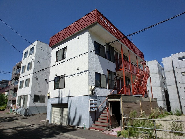 新栄ハイツ