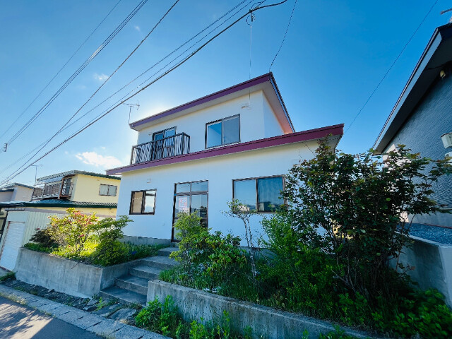 七飯町鳴川２丁目２番戸建