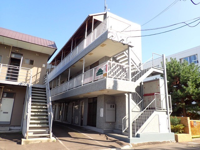シャンポールわかさ