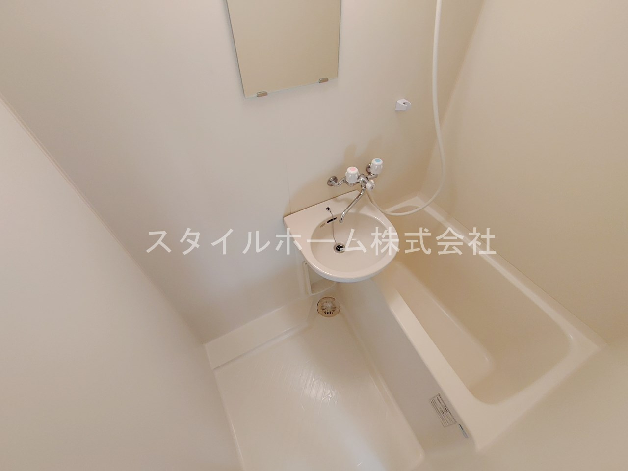 ウイングコートステラB棟の浴室