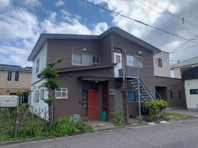 函館市時任町のテラスハウス