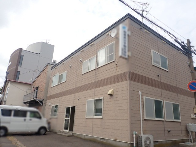 栄町６番アパート