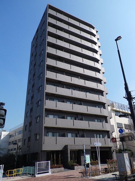 ルーブル中野坂上の外観|外観タイル貼り☆