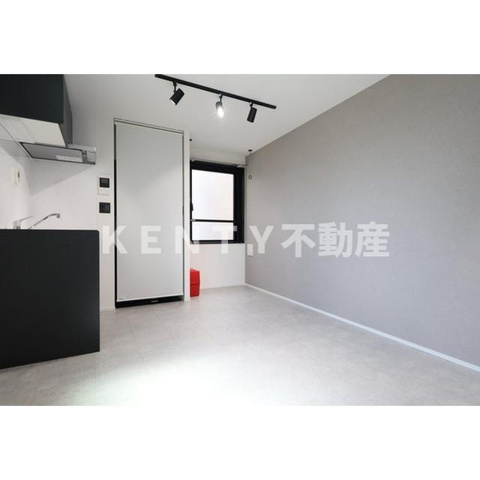 【寝室】 | クレセール西小山 | 広くて明るい寝室