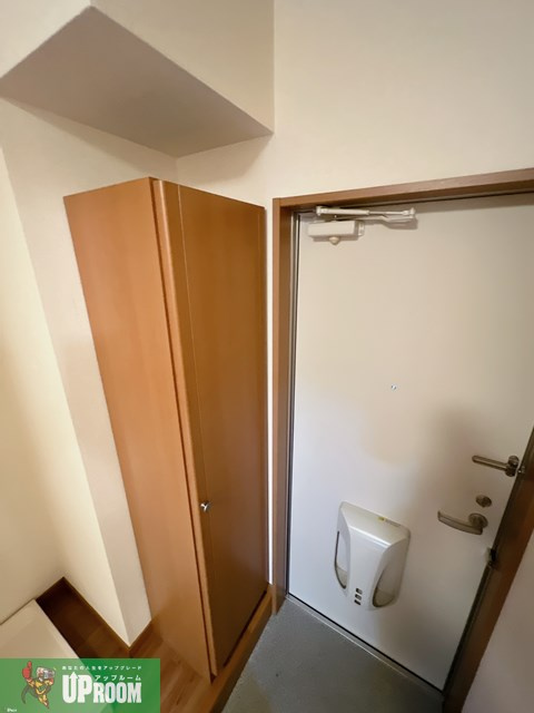 二の宮ハイツの玄関