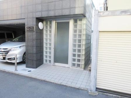 フェアメゾンのエントランス
