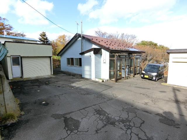 船見町６番平屋一棟二戸