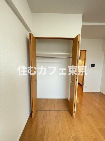 KDXレジデンス立川の収納|高さのある収納です※別部屋写真