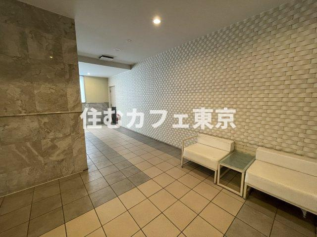 KDXレジデンス立川のロビー|椅子のあるロビーです