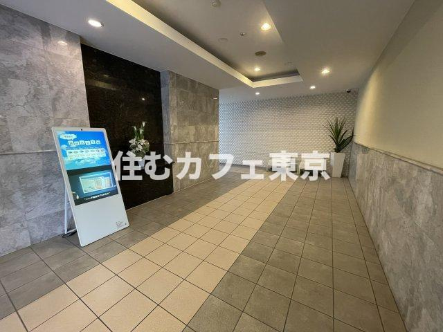 KDXレジデンス立川のロビー|洗練された雰囲気のロビーです