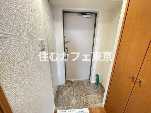 KDXレジデンス立川の玄関|落ち着いた色合いの玄関です※別部屋写真