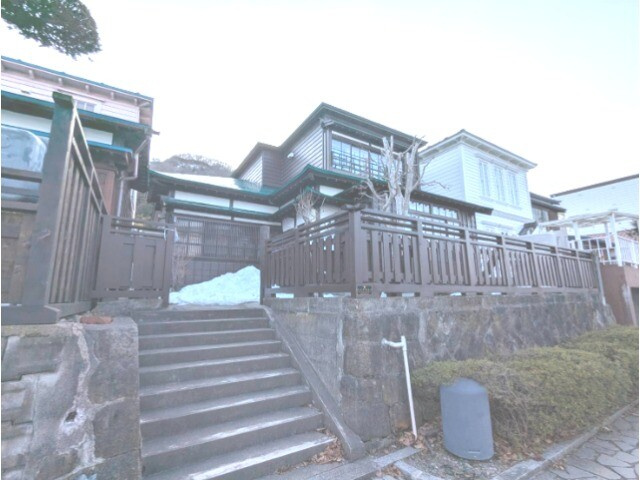 元町１０番貸家