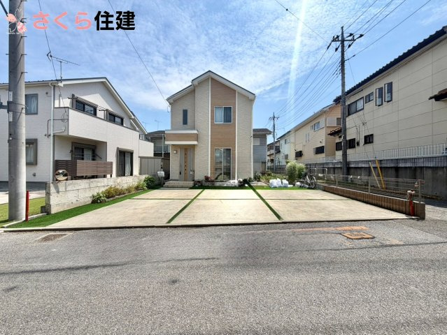 宇都宮市宝木町２丁目　中古戸建の駐車場|カースペース３台可能です。