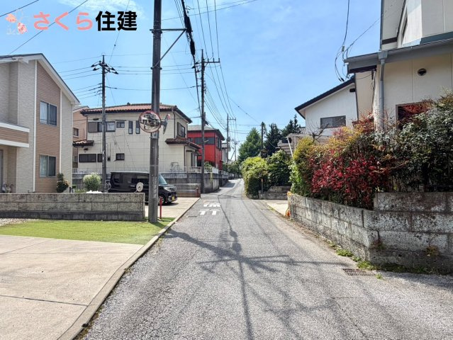 宇都宮市宝木町２丁目　中古戸建の前面道路含む現地写真|前面道路西側4ｍ　