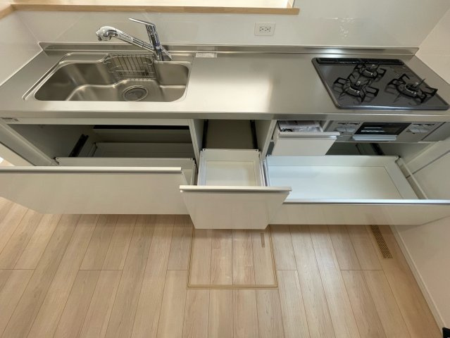 【新築戸建て】秋田市牛島東第5　1号棟のキッチン|※写真は完成イメージです。
