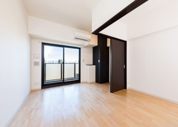 BMG RESIDENCEの居間・リビング